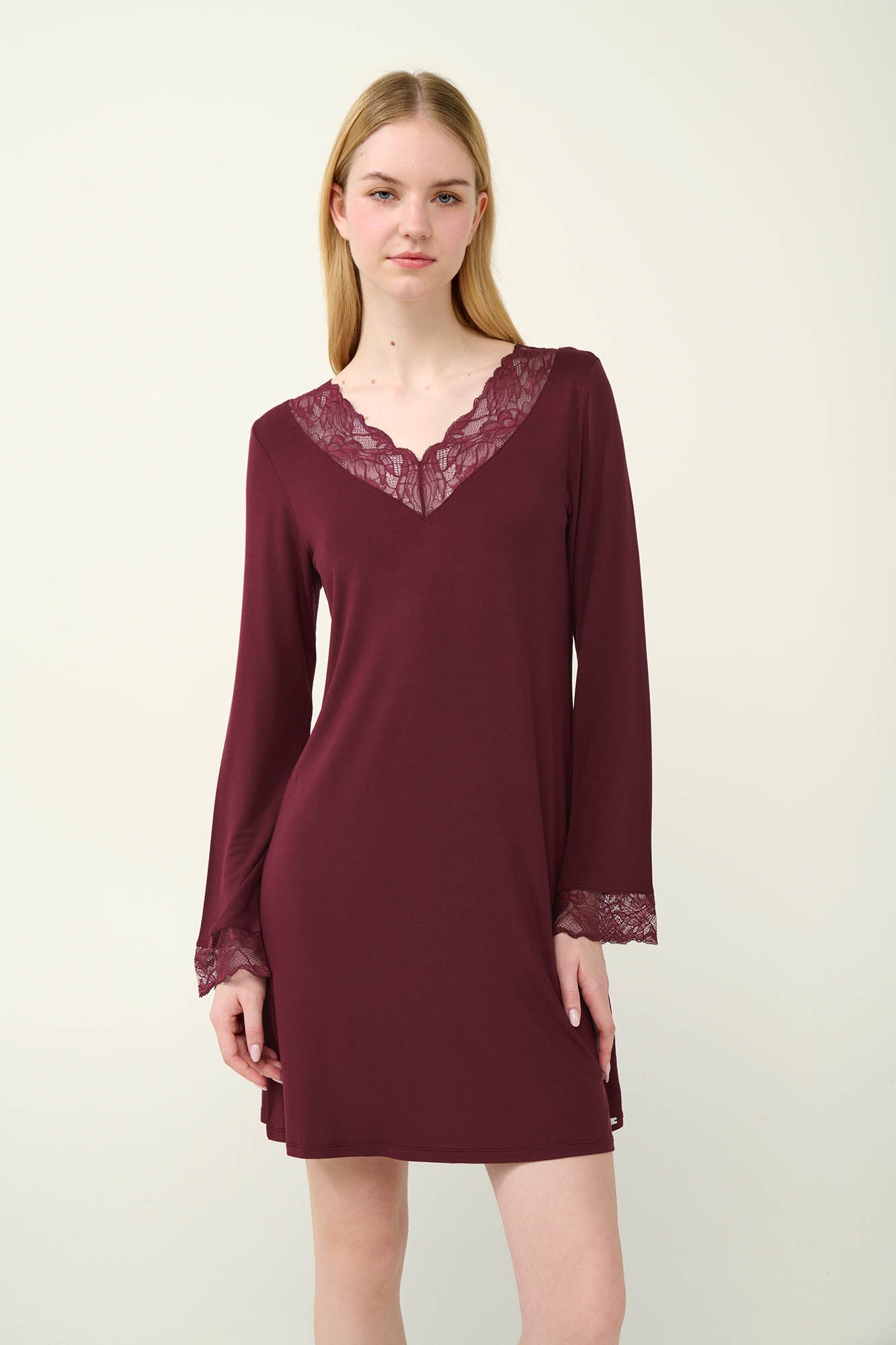 Νυχτικό Μίνι micromodal μπορντώ Vamp