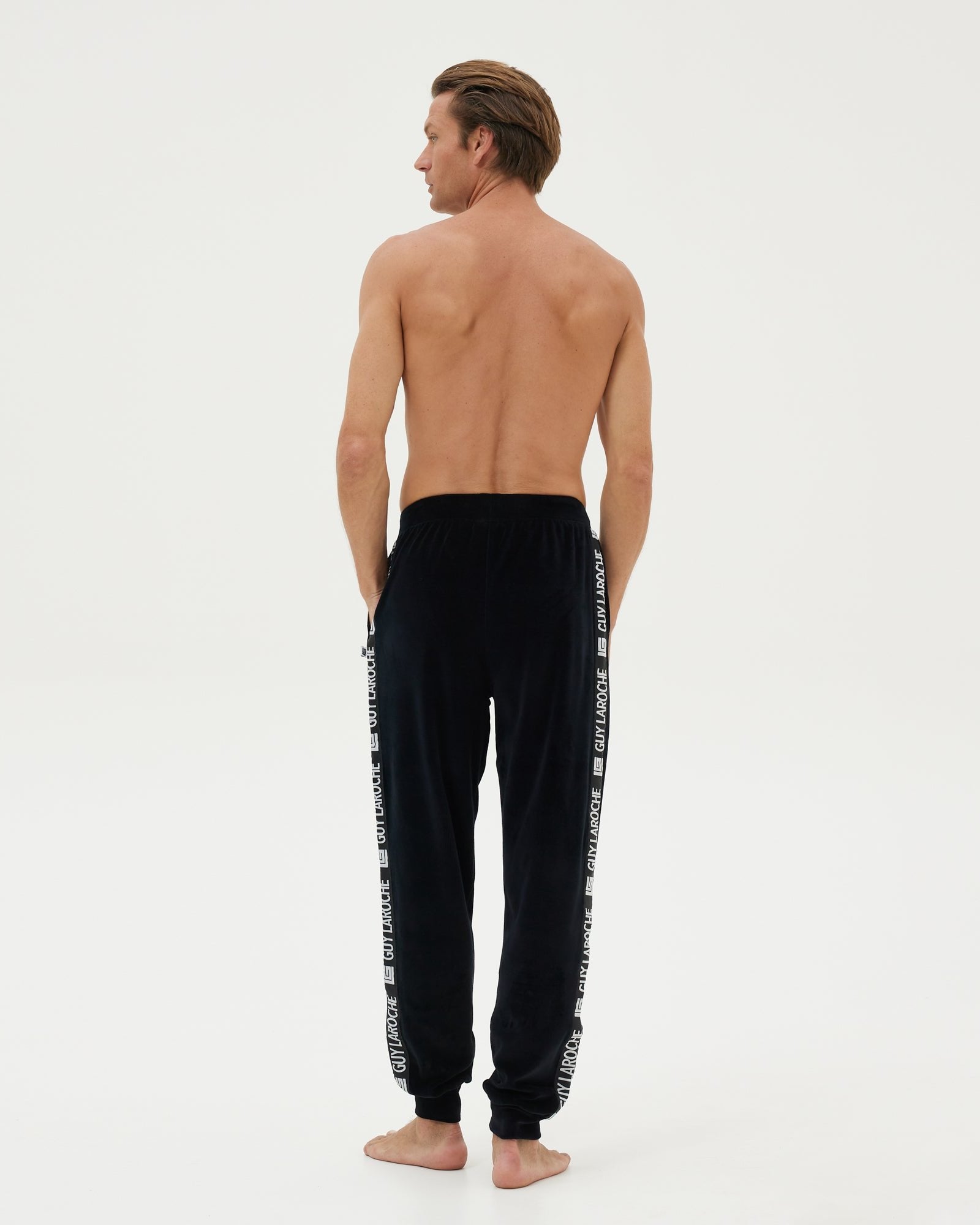 Ανδρική Πιτζάμα βελουτέ μαύρη Guy LaRoche